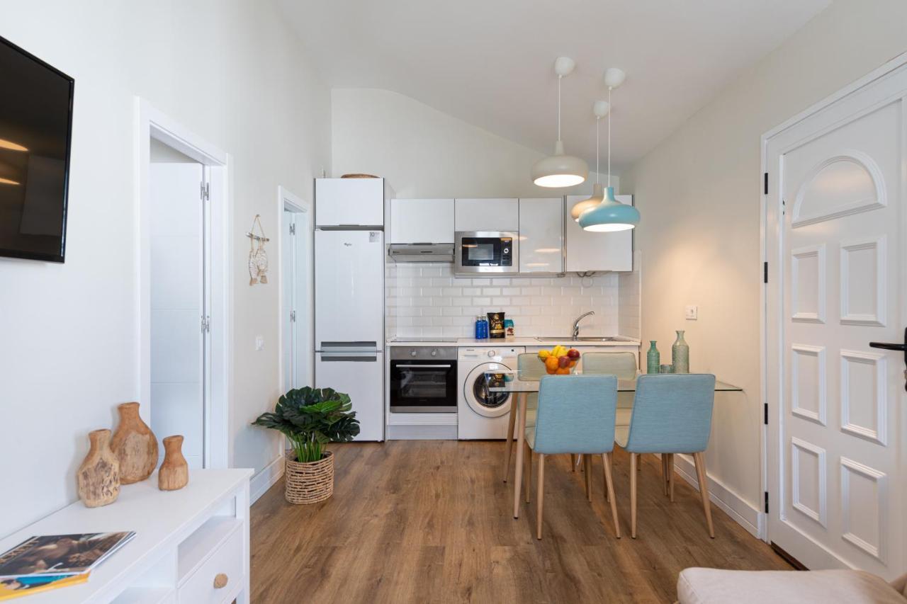 Homeforguest Modern And New Beachfront Apartment La Oliva Esterno foto