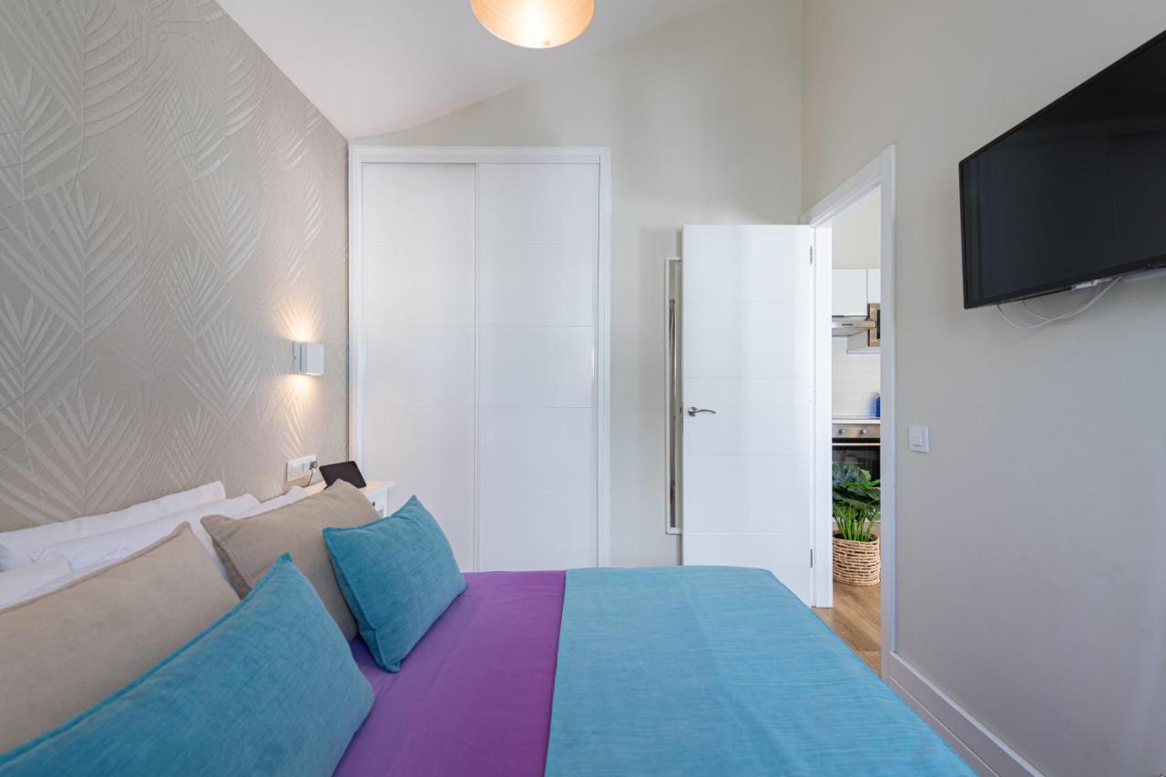 Homeforguest Modern And New Beachfront Apartment La Oliva Esterno foto